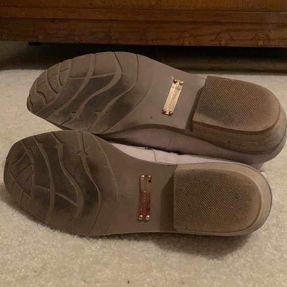 White leather ankle boots with squared toes - Picture 4 of 4